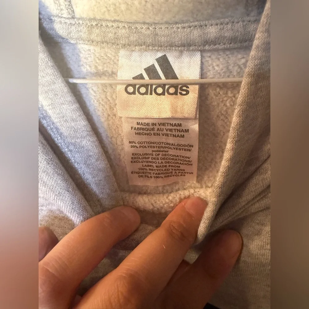 Adidas Jrs XL Black and Gray Hoodie Sweater - Picture 2 of 8